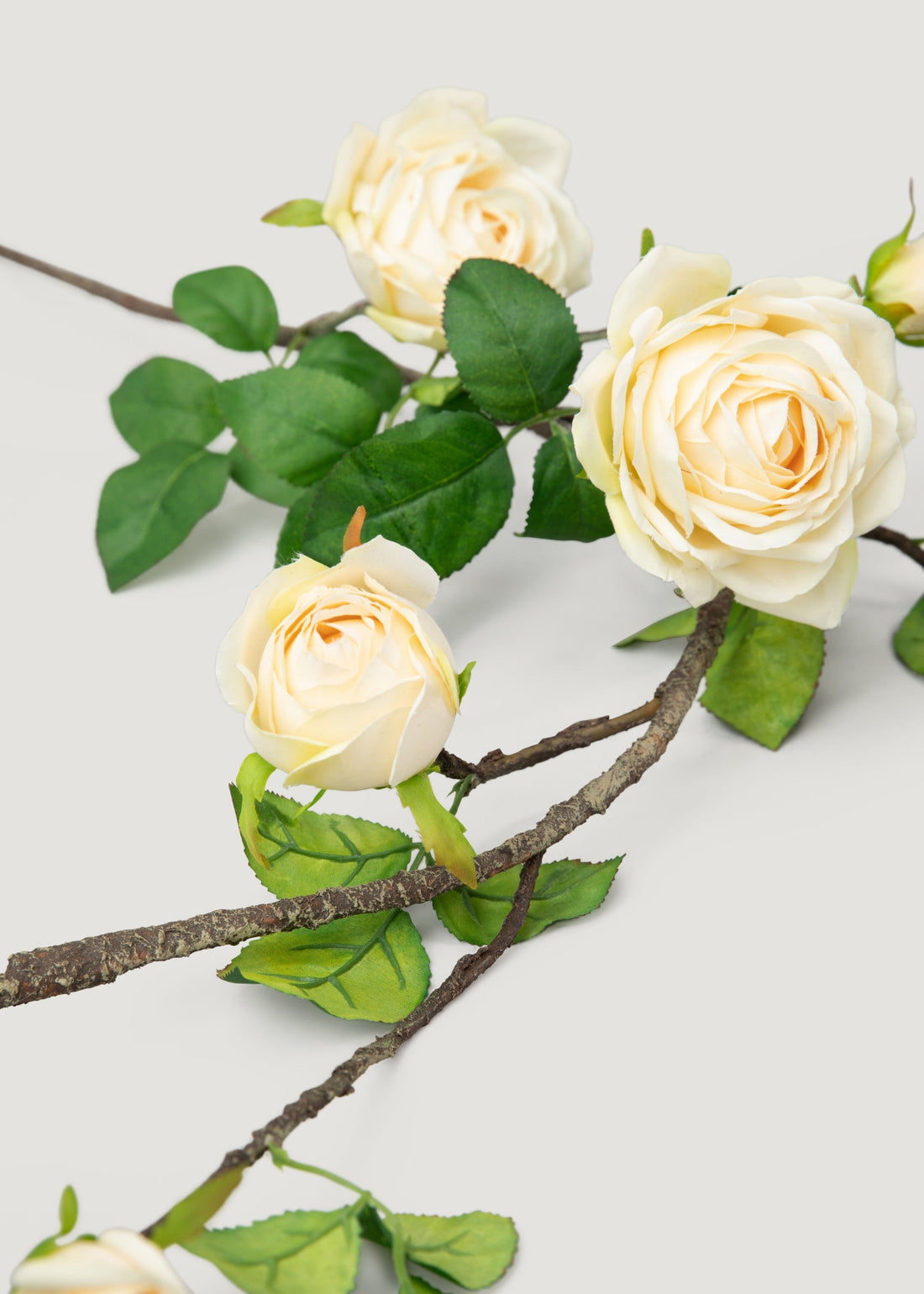 Soft Yellow Rose Garland